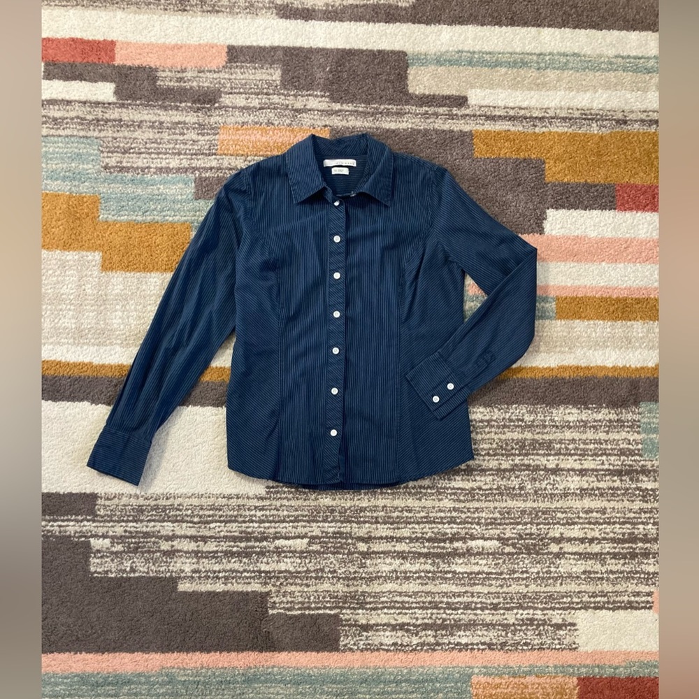 Old Navy Blue Pin Stripe Cotton Button Down bundle of 3 shirts!